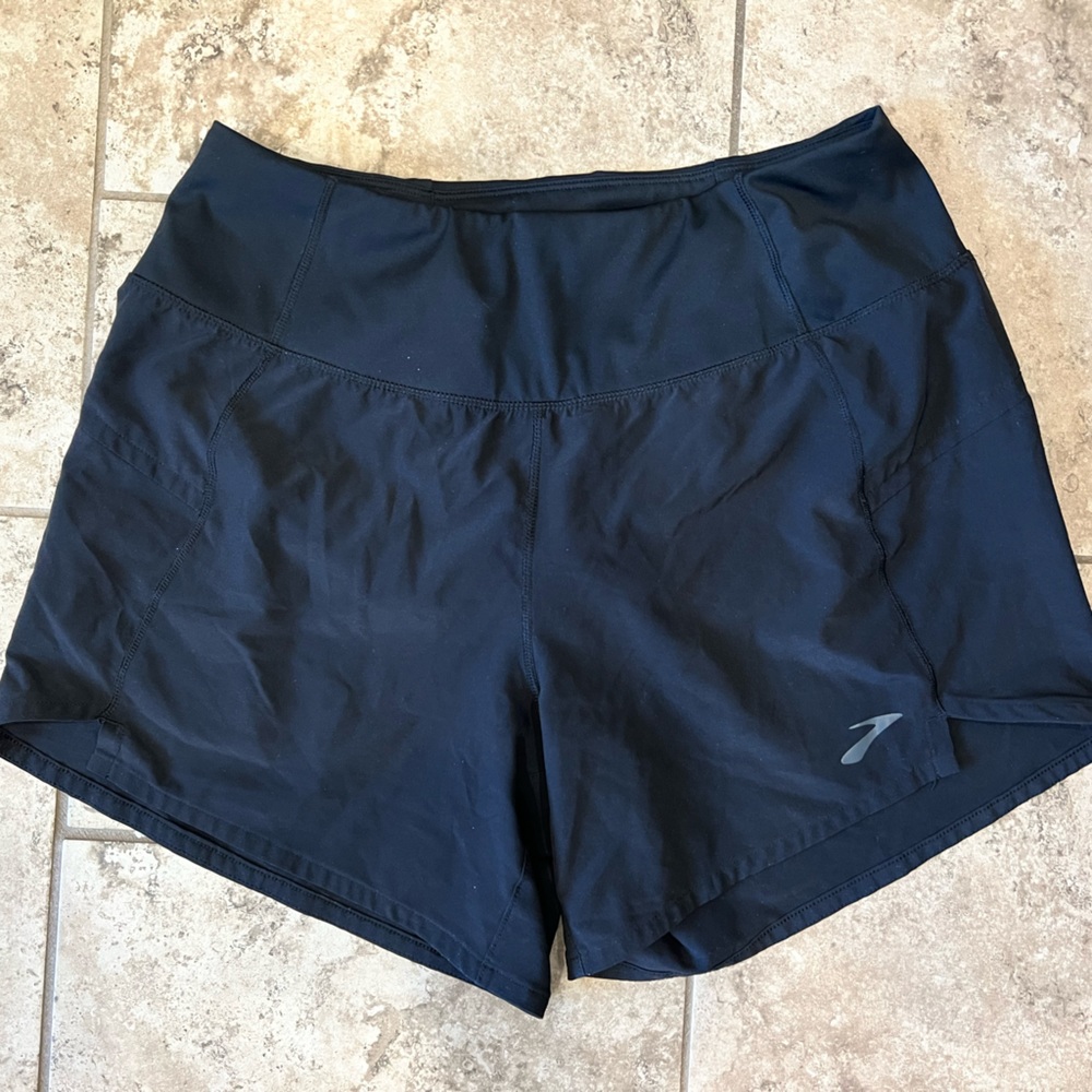 Brooks Chaser Shorts 5”